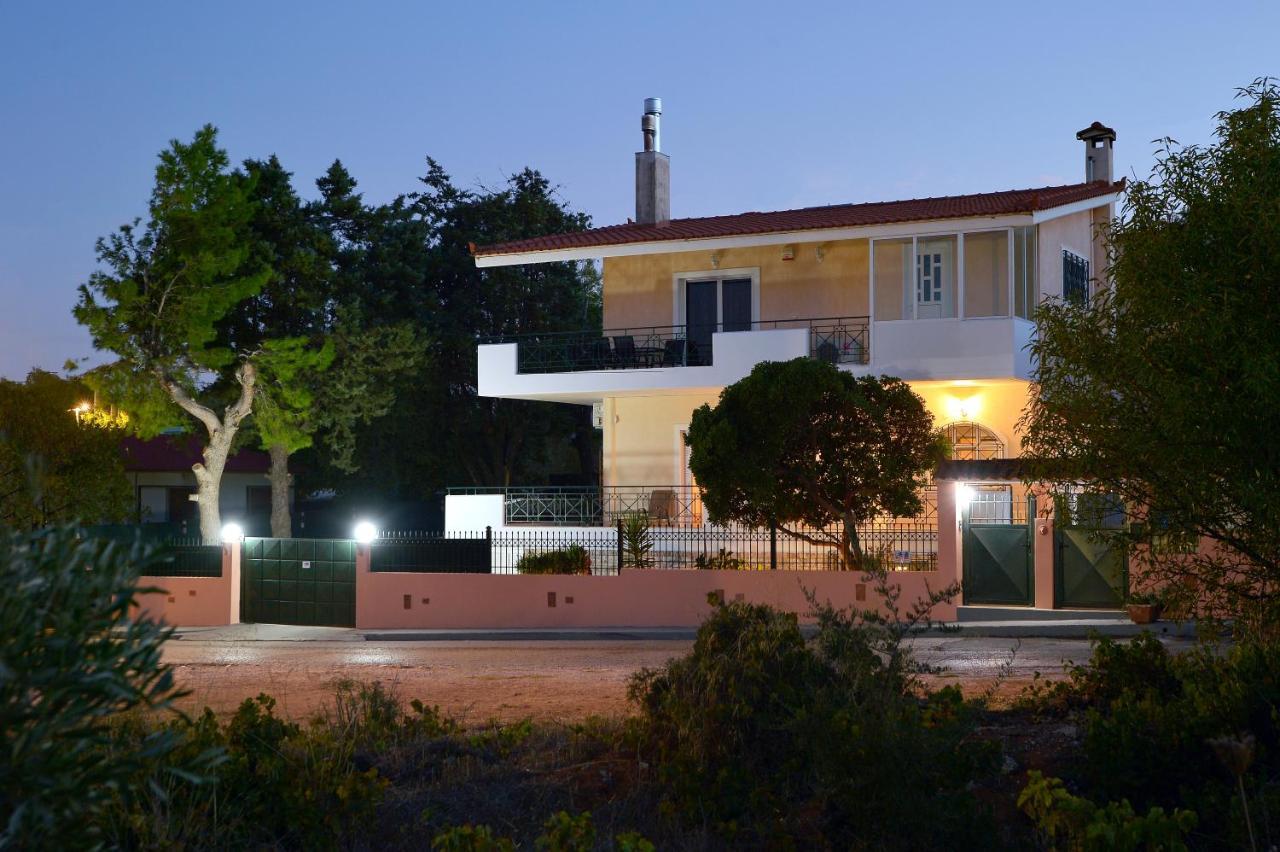 Domelia'S Luxury Apartments Near Airport & Beach Artemida  Dış mekan fotoğraf