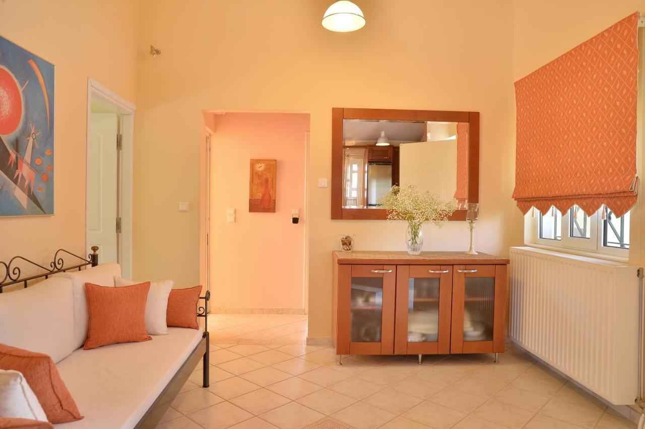 Domelia'S Luxury Apartments Near Airport & Beach Artemida  Dış mekan fotoğraf