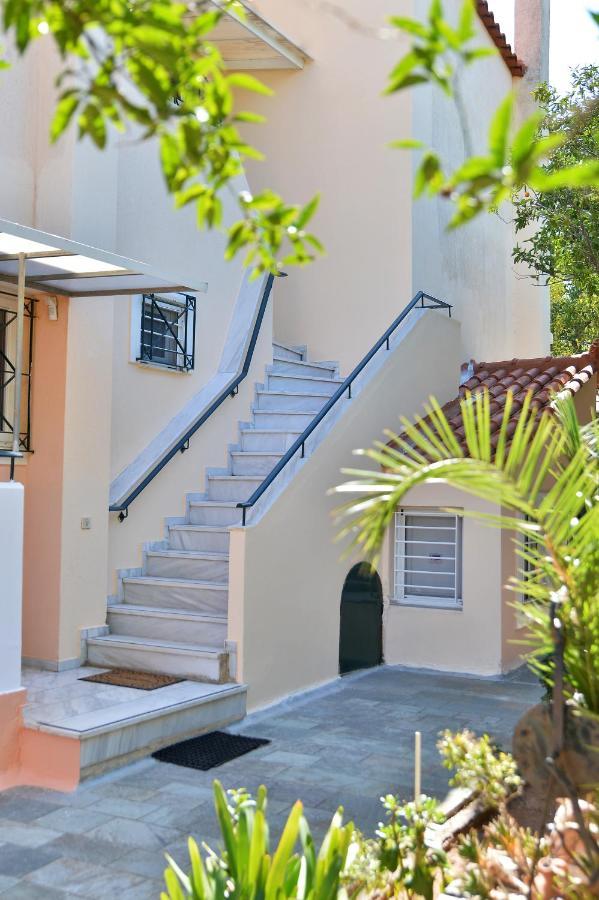 Domelia'S Luxury Apartments Near Airport & Beach Artemida  Dış mekan fotoğraf