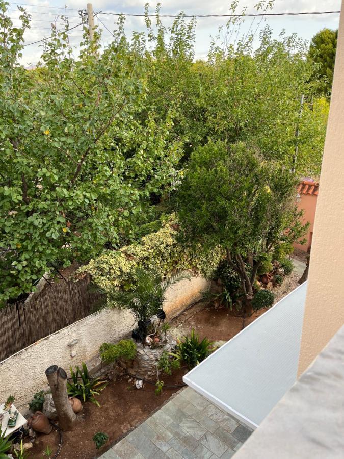 Domelia'S Luxury Apartments Near Airport & Beach Artemida  Dış mekan fotoğraf