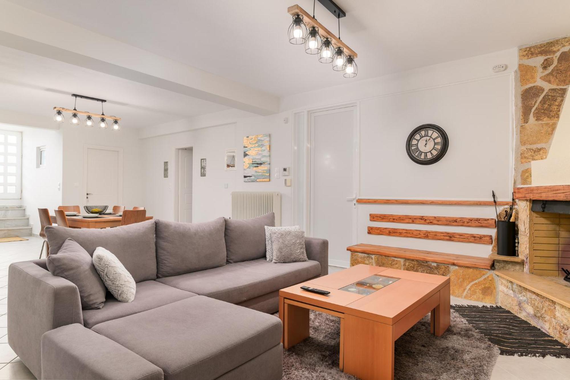 Domelia'S Luxury Apartments Near Airport & Beach Artemida  Dış mekan fotoğraf